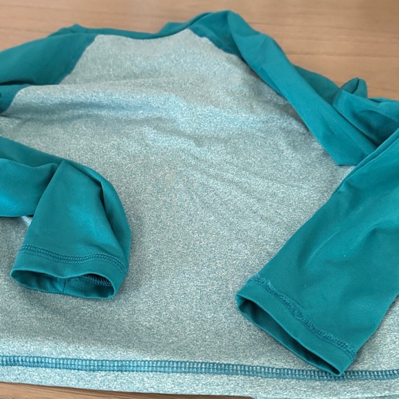 art class Teal Raglan Long-Sleeve Rashguard - Picture 6 of 6
